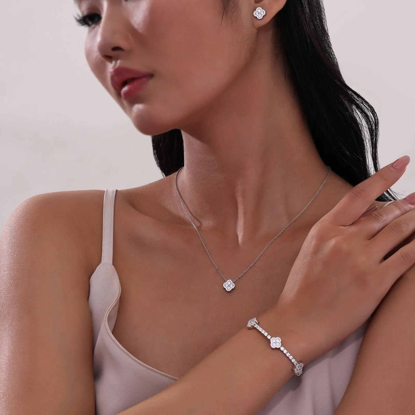0.65 CTW Halo Necklace