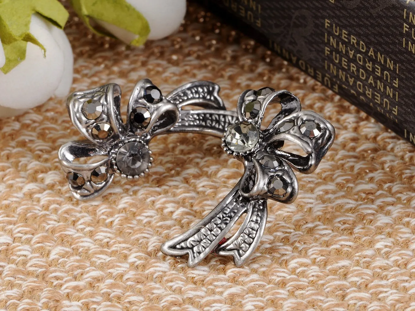 Alilang Golden/Grey Tone Sculpted Rose Rhinestone Embellished Leaves Pendant Necklace Earrings Set GREY