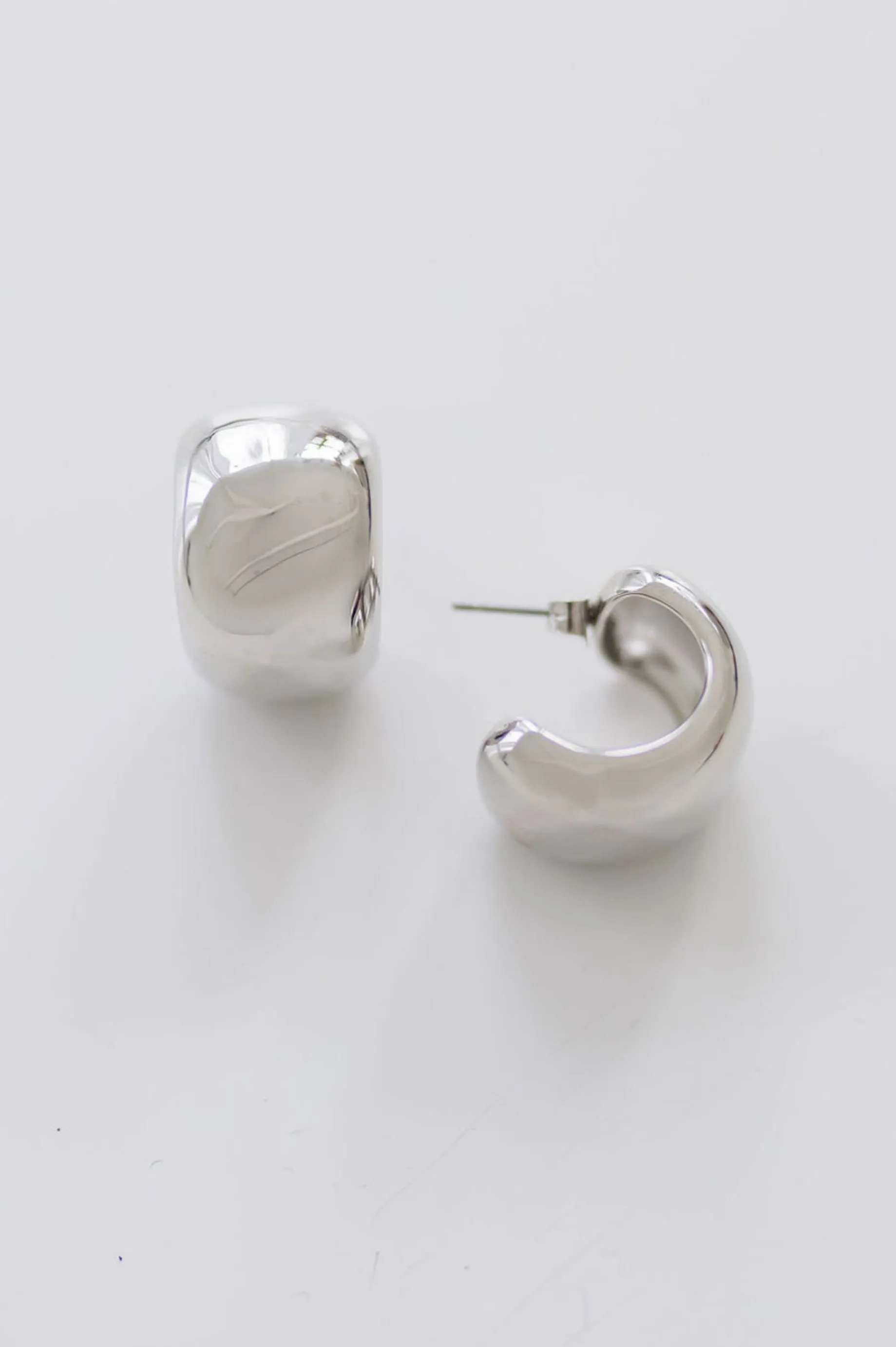Betty Chunky Hoop Earrings Silver