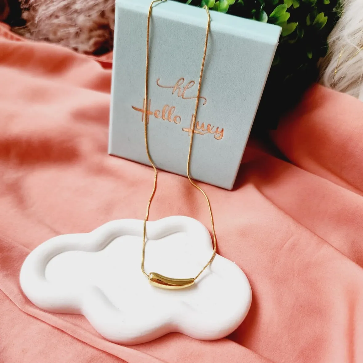 Bote Necklace