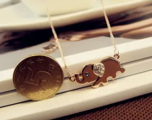 Cute Elephant Family Stroll Design Fashion Women Charming Crystal Chain Necklace Chocker necklace Free shipping