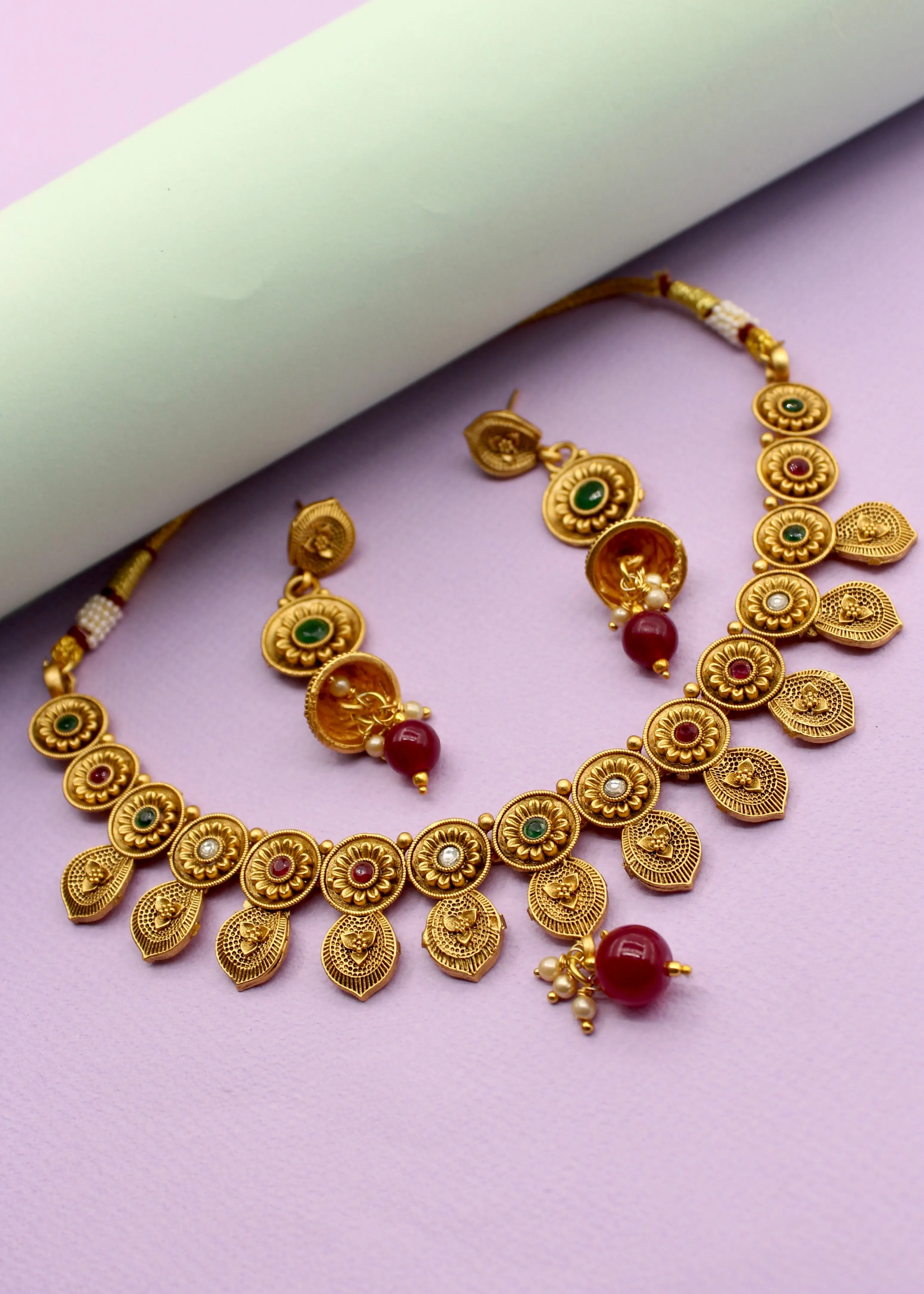 ETHEREAL RAJWADI NECKLACE