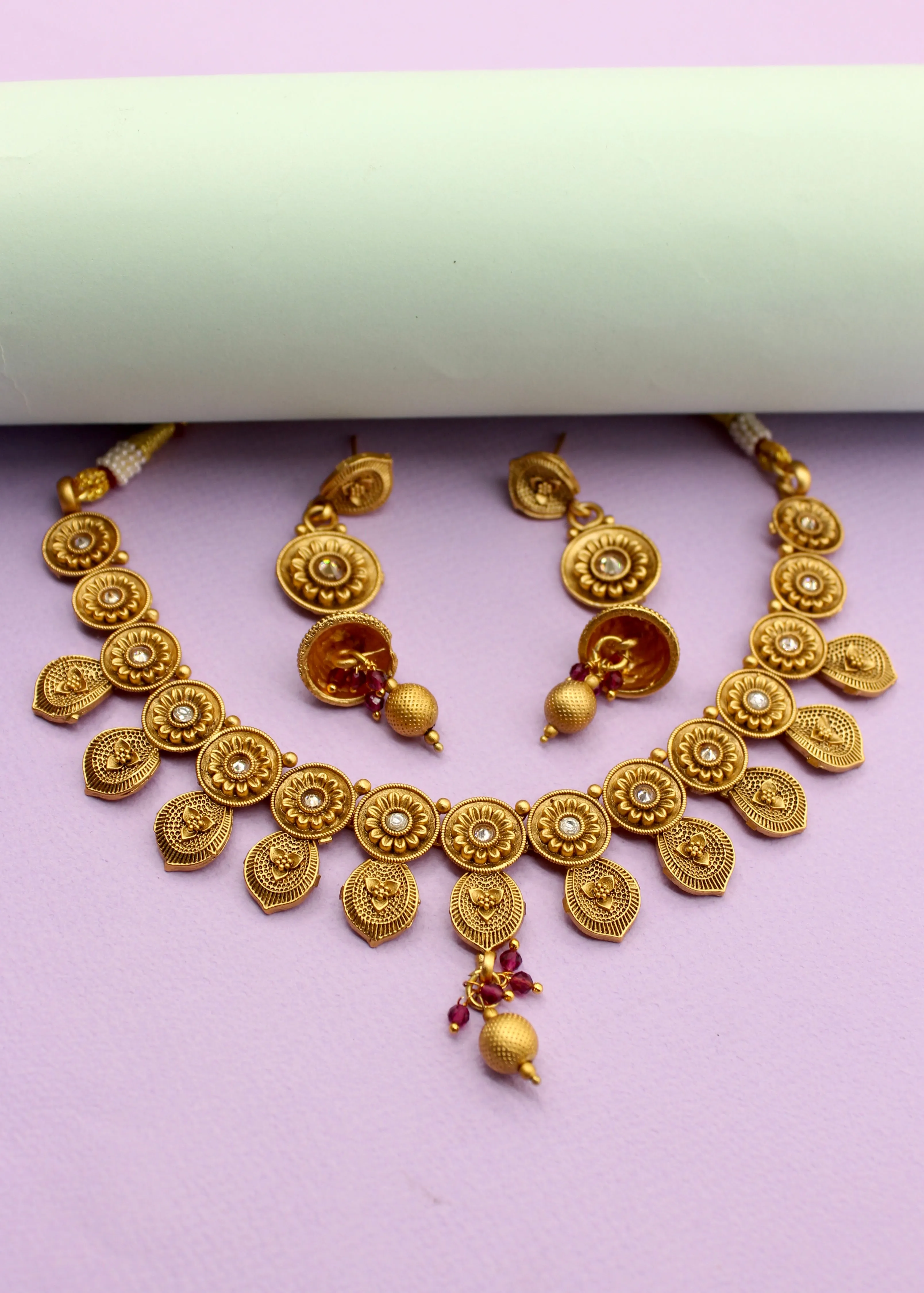 ETHEREAL RAJWADI NECKLACE