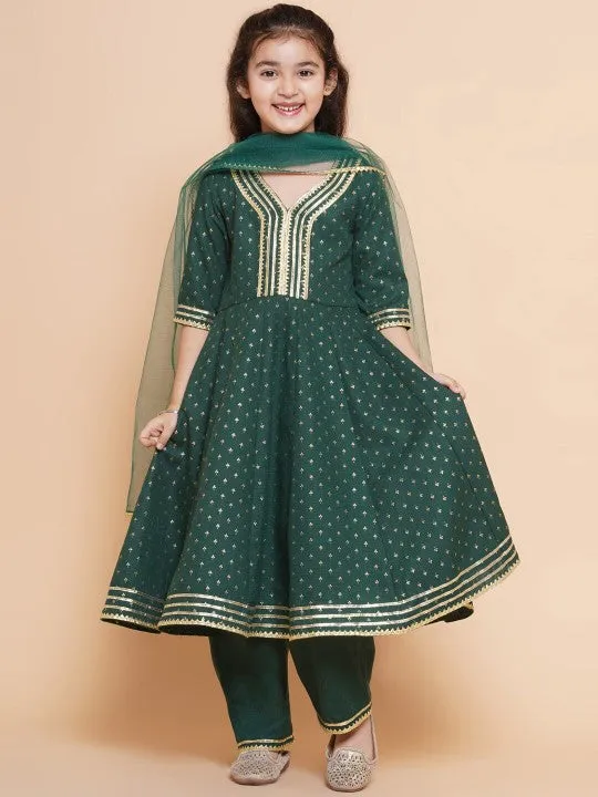Girls Green Anarkali Gotta Patti Kurta & Trousers set With Dupatta
