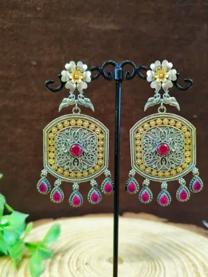 Golden Tone Dangler Earrings | Sarichka