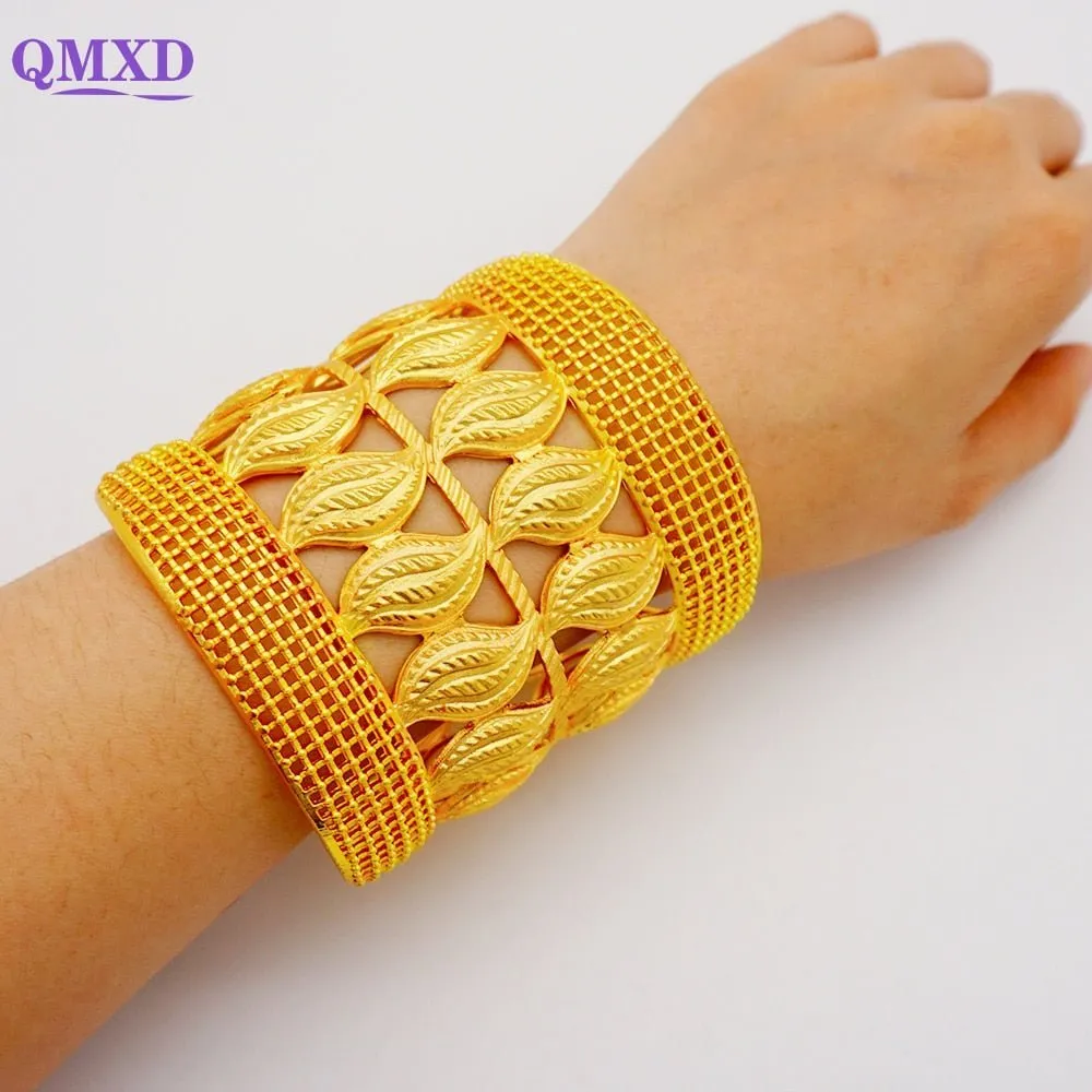Luxury Female Big Gold Color Bangles: Elegant Bracelets for Weddings and Special Occasions