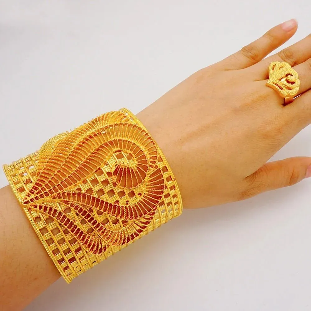 Luxury Female Big Gold Color Bangles: Elegant Bracelets for Weddings and Special Occasions
