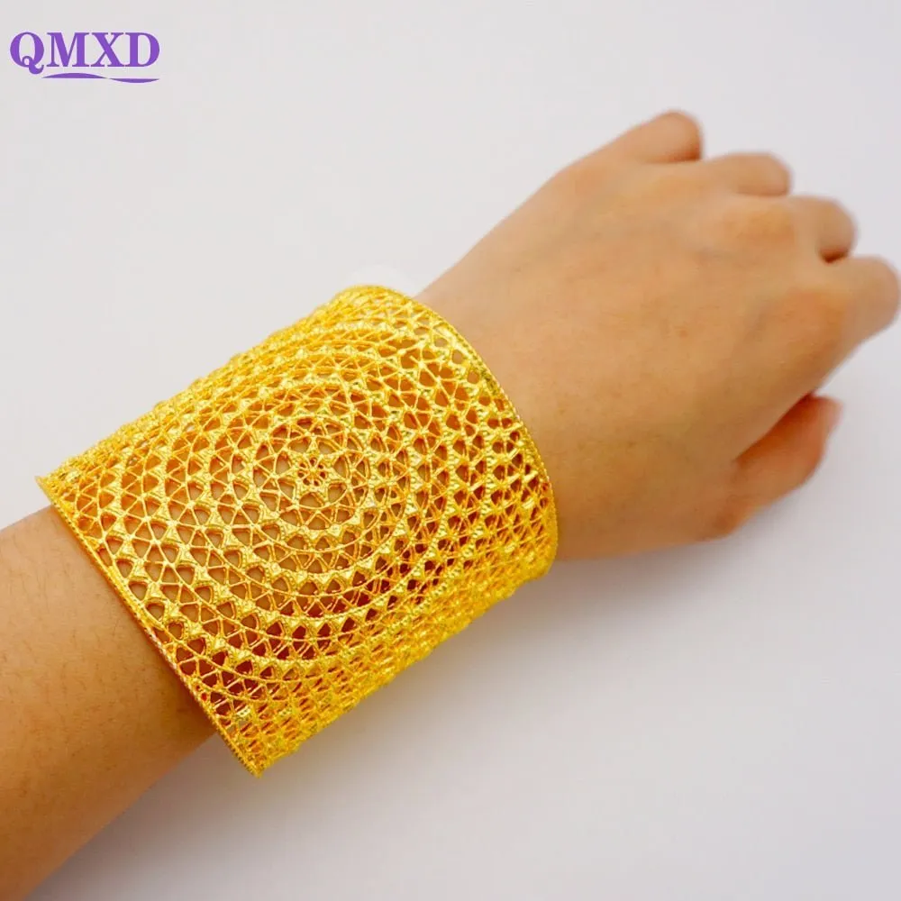 Luxury Female Big Gold Color Bangles: Elegant Bracelets for Weddings and Special Occasions