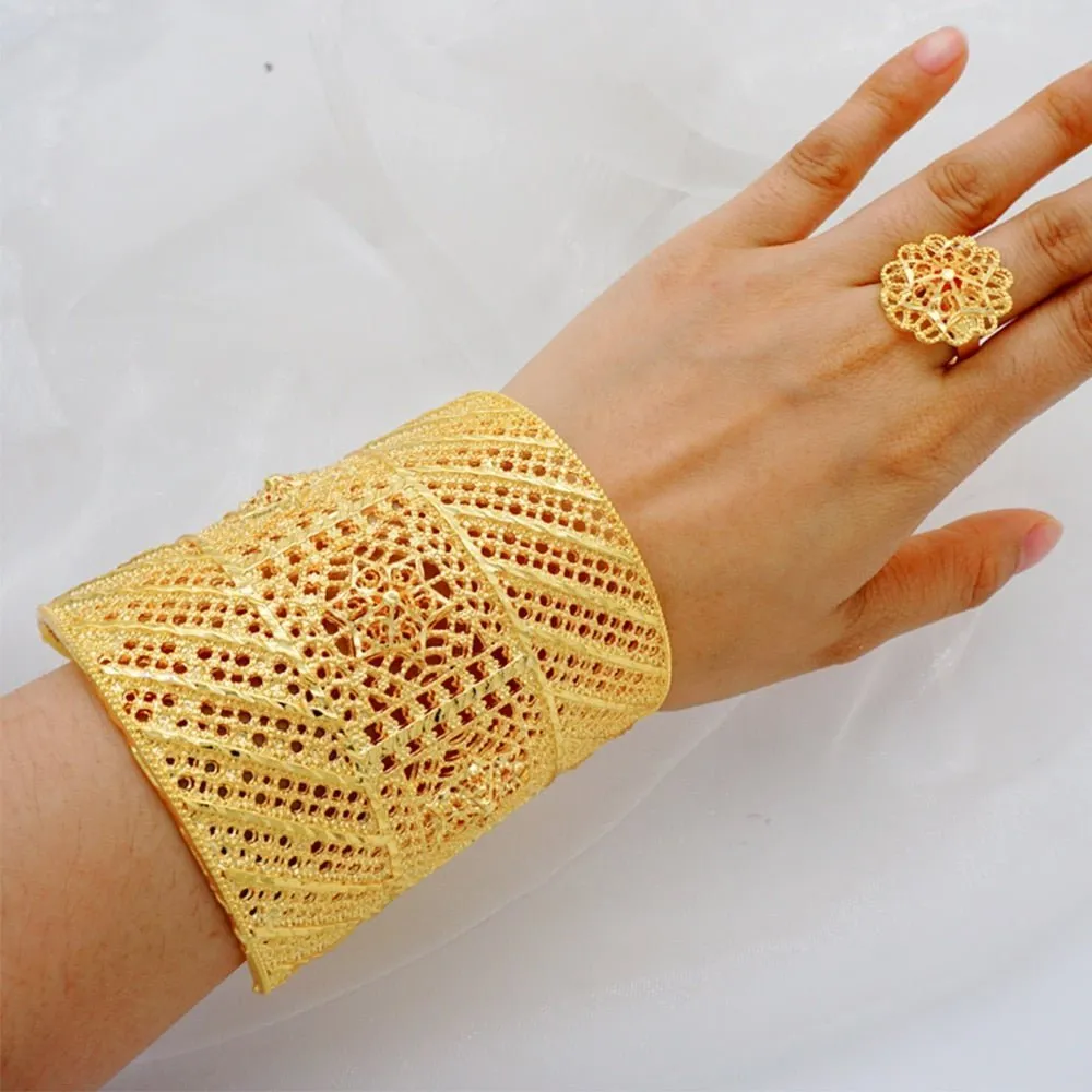 Luxury Female Big Gold Color Bangles: Elegant Bracelets for Weddings and Special Occasions