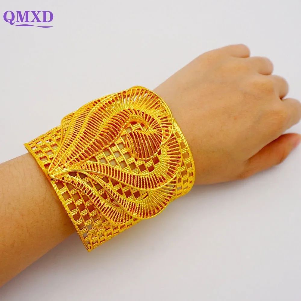 Luxury Female Big Gold Color Bangles: Elegant Bracelets for Weddings and Special Occasions