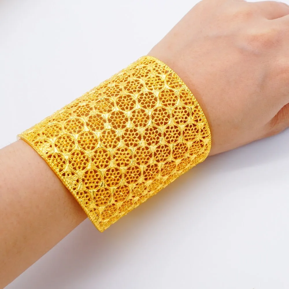 Luxury Female Big Gold Color Bangles: Elegant Bracelets for Weddings and Special Occasions