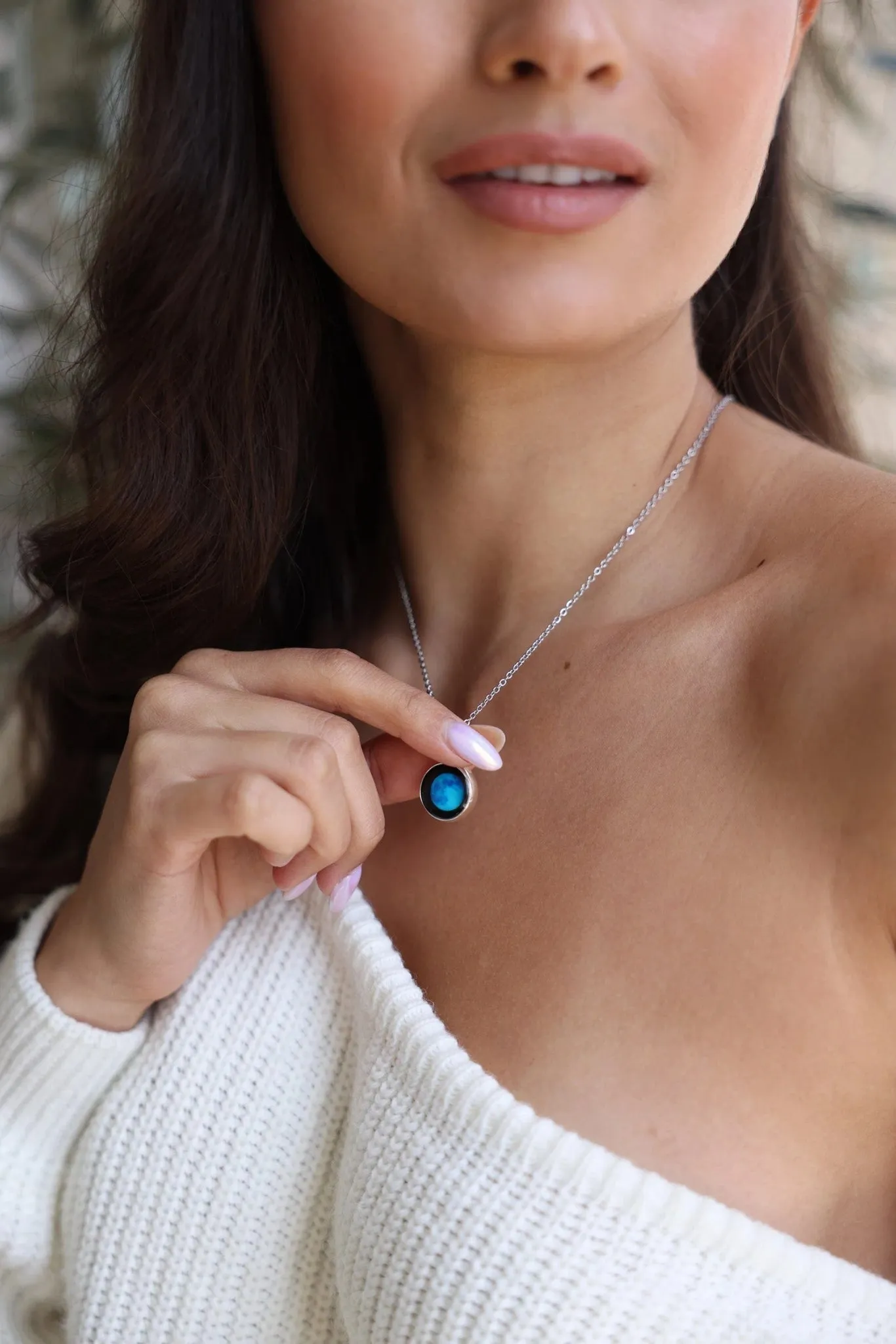 Moonglow Simplicity Silver Necklaces