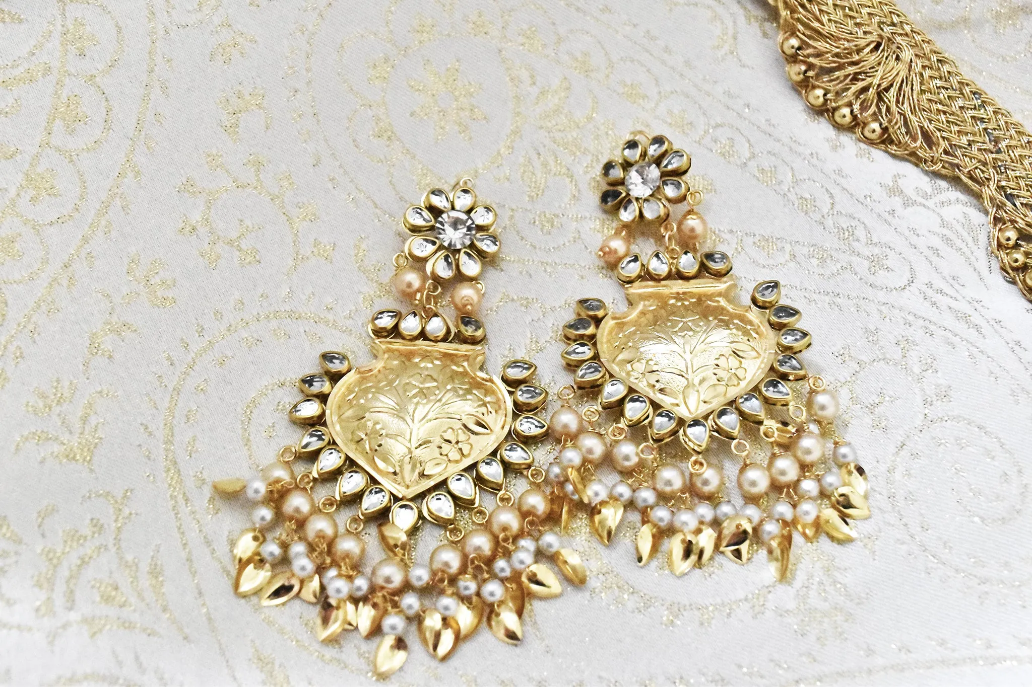 Nylaah Earrings and Tikka Set