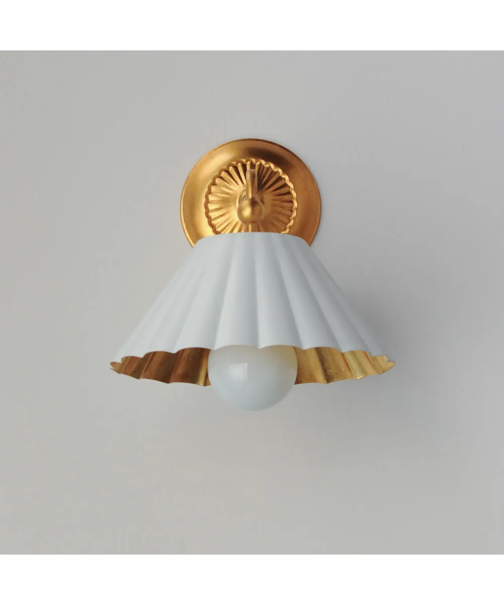 Primrose 1-Light Wall Sconce Matte White / Gold Leaf
