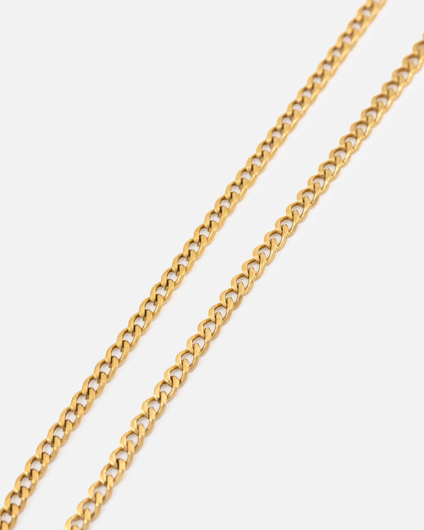 Saint Morta Ethereal Pendant Chain Gold