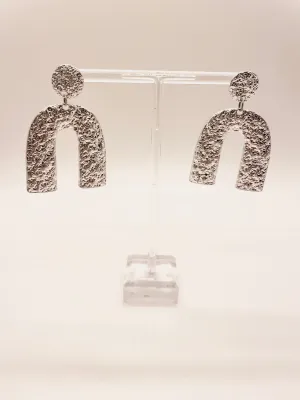 Silver Hammered U Earrings