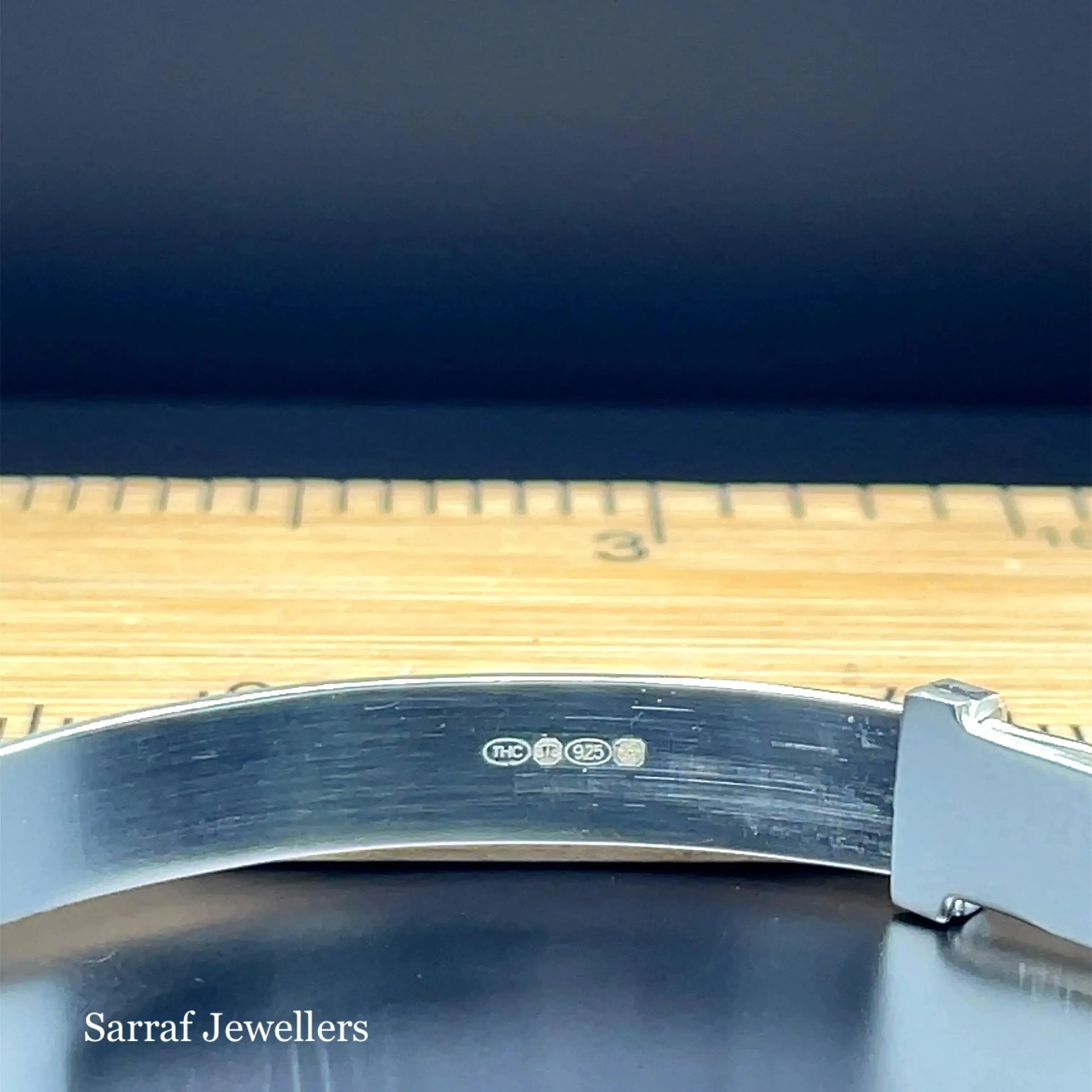 Silver Ladies Round Diamond Cut Design Expandable Bangle | Shop Online Sarraf Jewellers UK