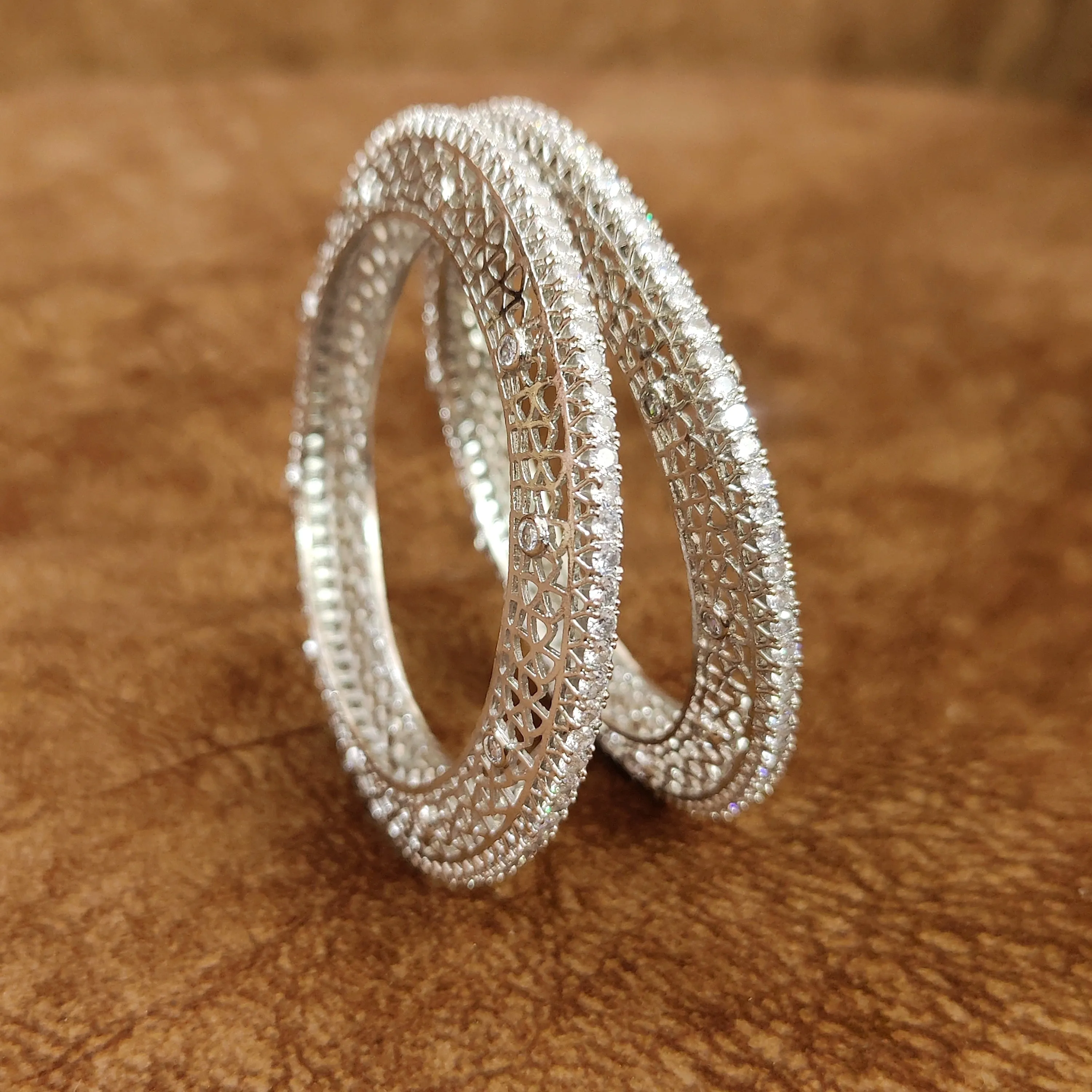 SILVER PLATED DIAMOND LOOK PACHELI BANGLES