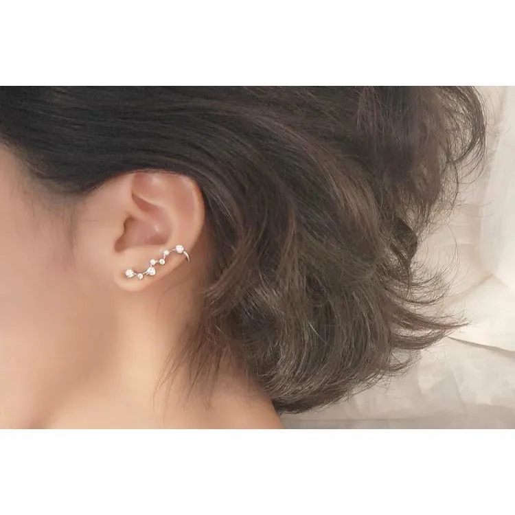 Stud earrings with diamond chips