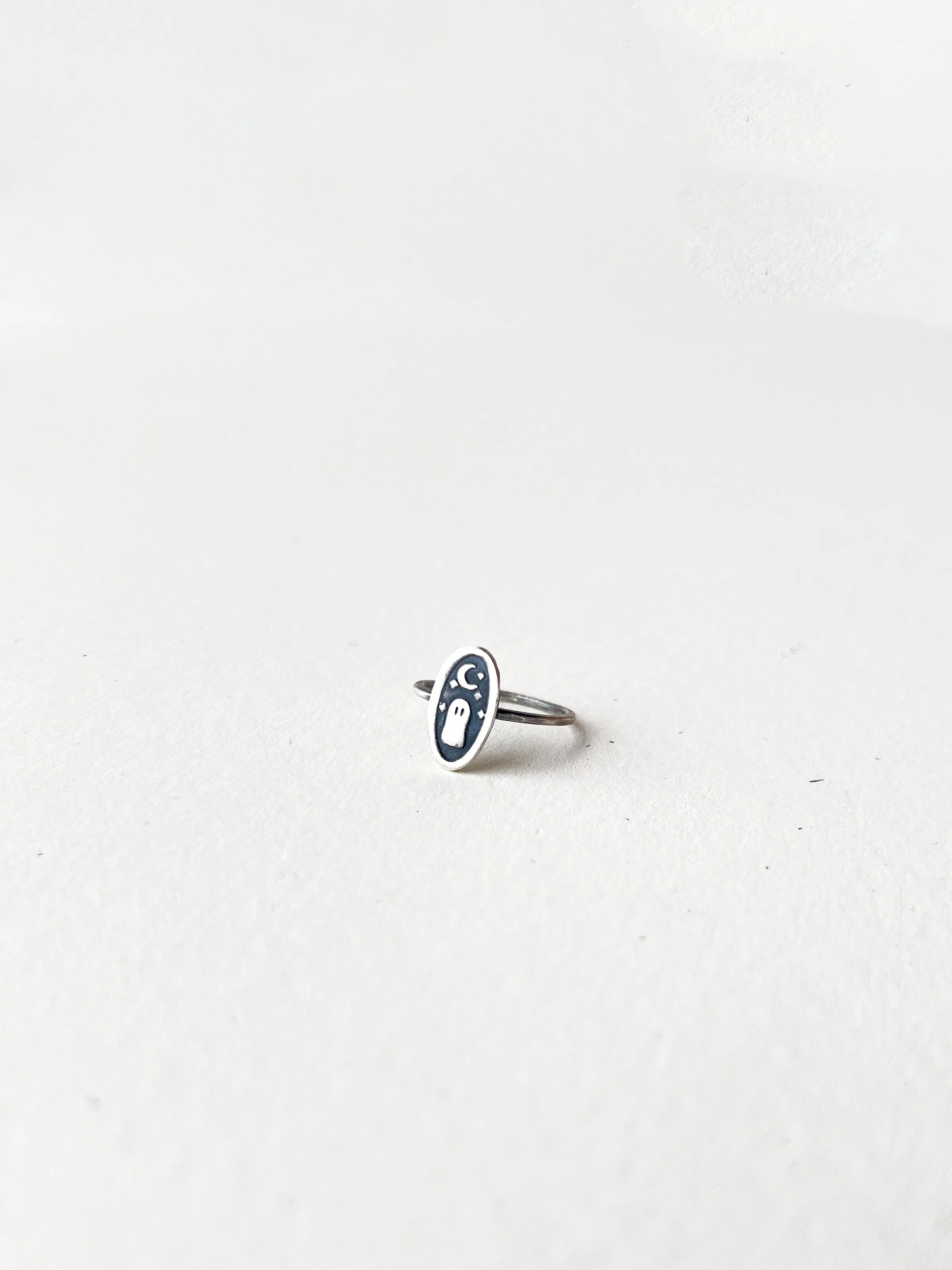 Tiny Ghost Ring