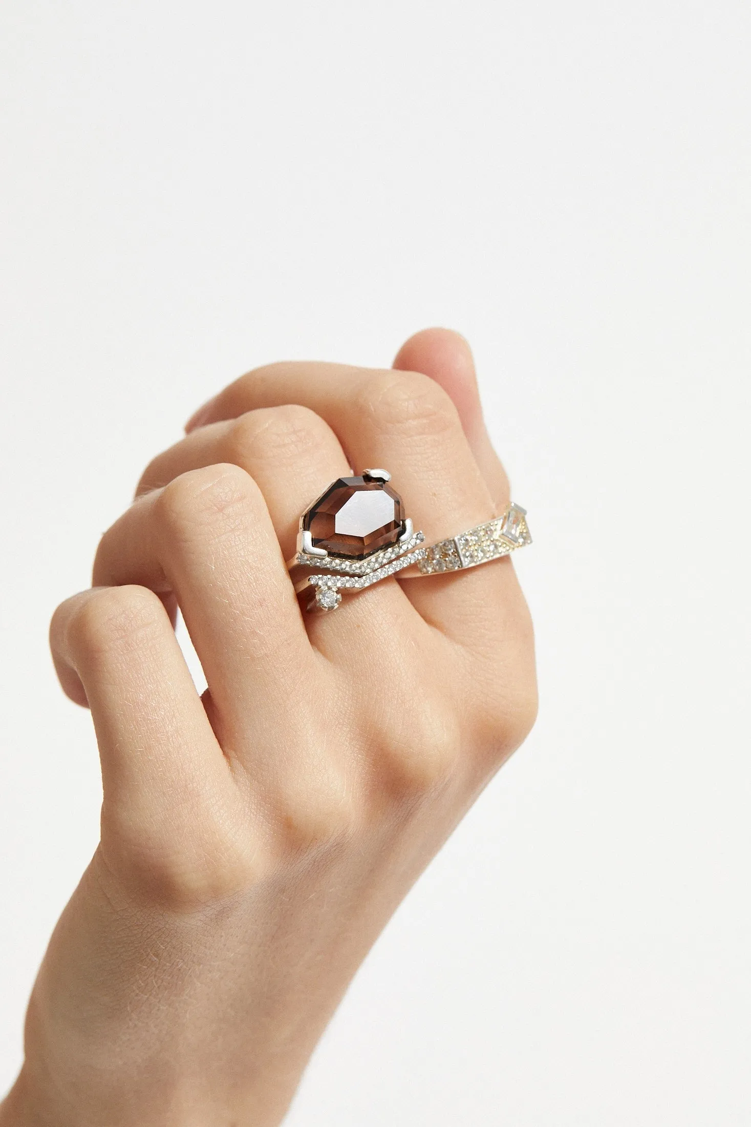 Warped Signet Ring Mini