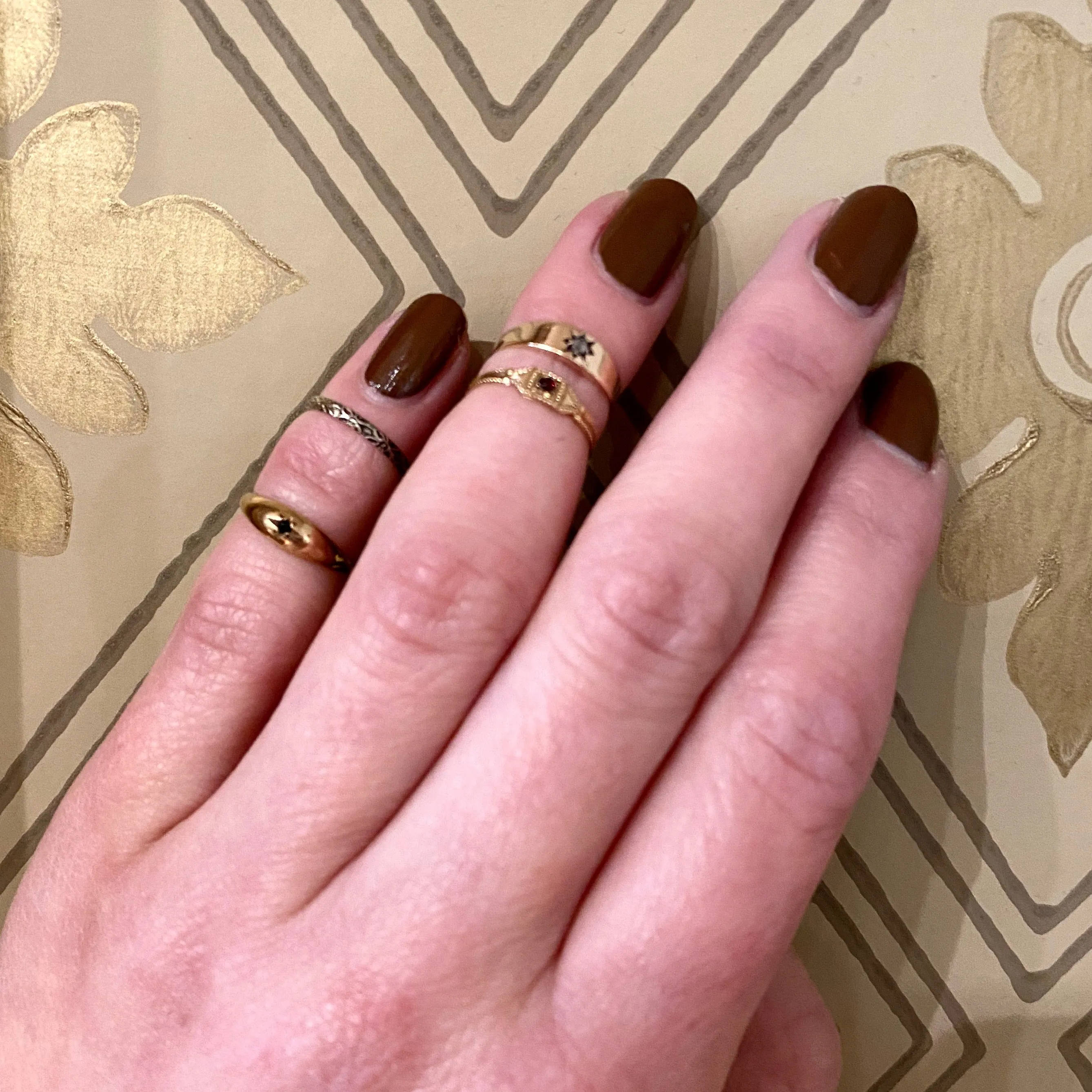 Wee White Gold Band with Irises
