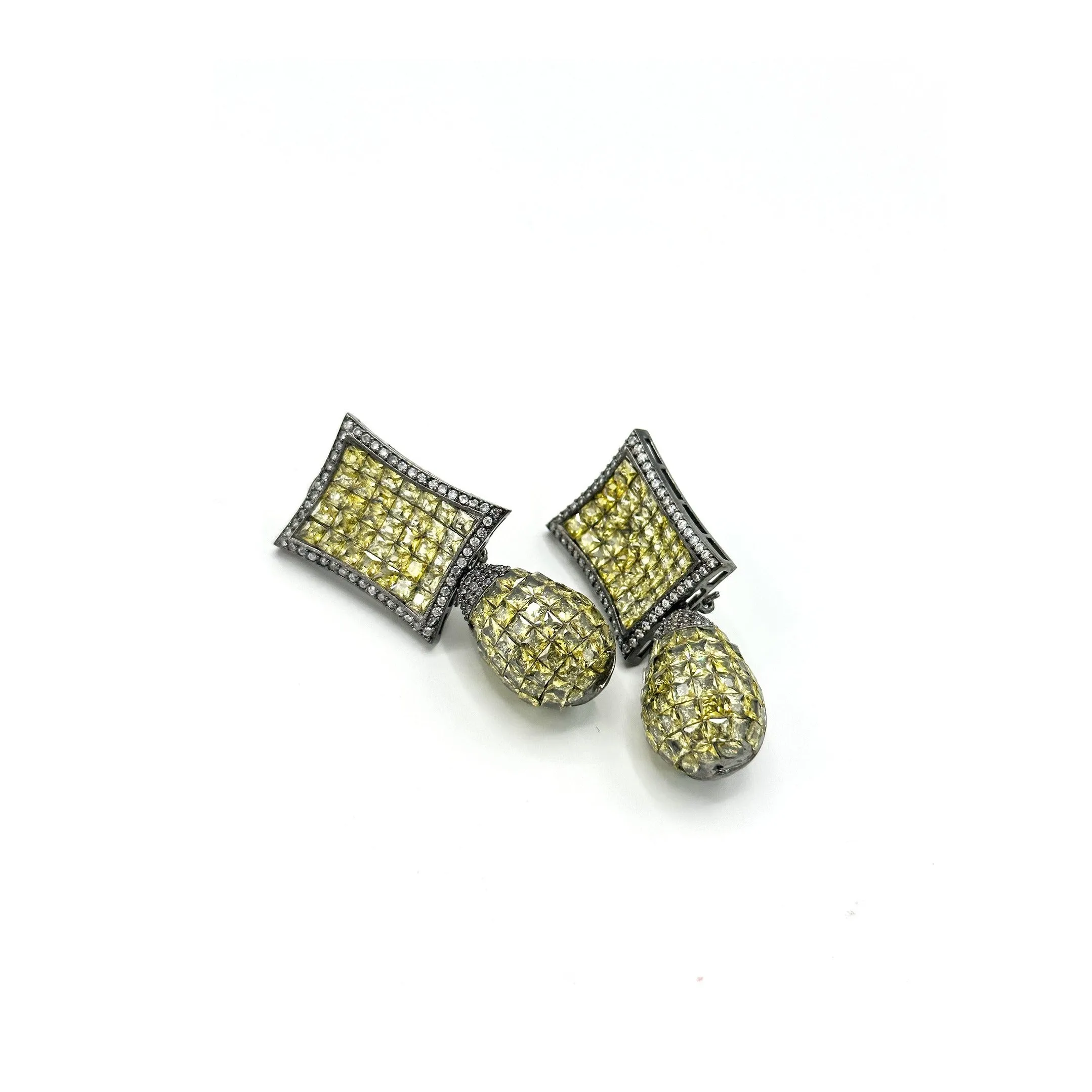 Zivah Studded Earrings